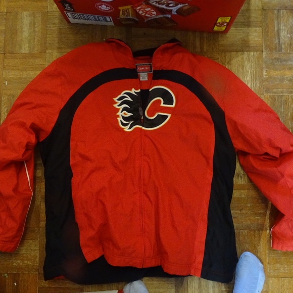 REEBOK CALGARY FLAMES WINTER JACKET - Picture 1 of 2